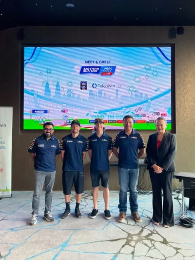 Telcowin hosts with the team&rsquo;s riders and principal