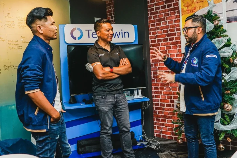 WithU Yamaha RNF representative with Telcowin team members